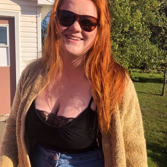 Meet your Posher, Jillian - Picture 1 of 1